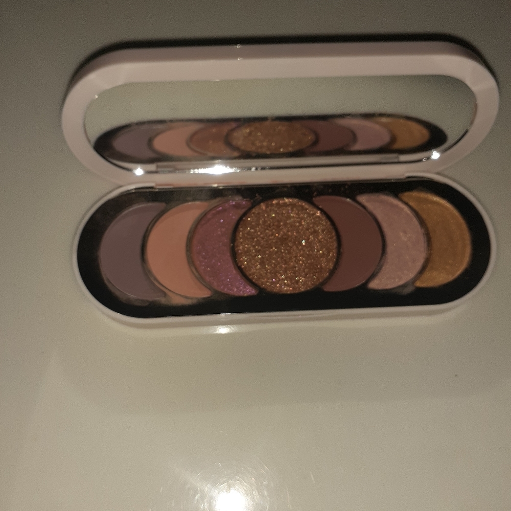 Rare Beauty Selena Gomez Palette